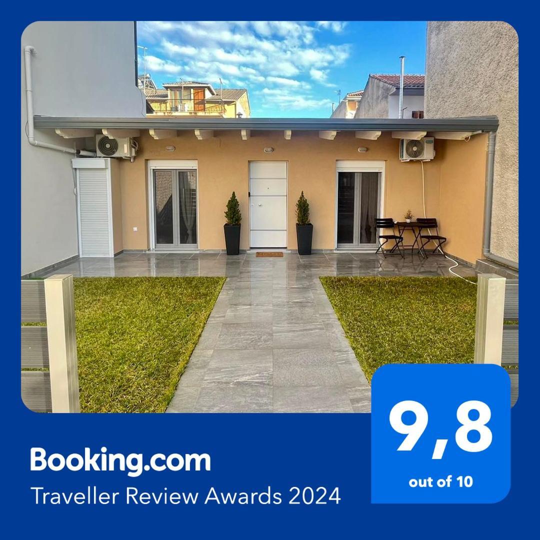 Ria'S Gardenview Apartment Ioannina Exterior foto